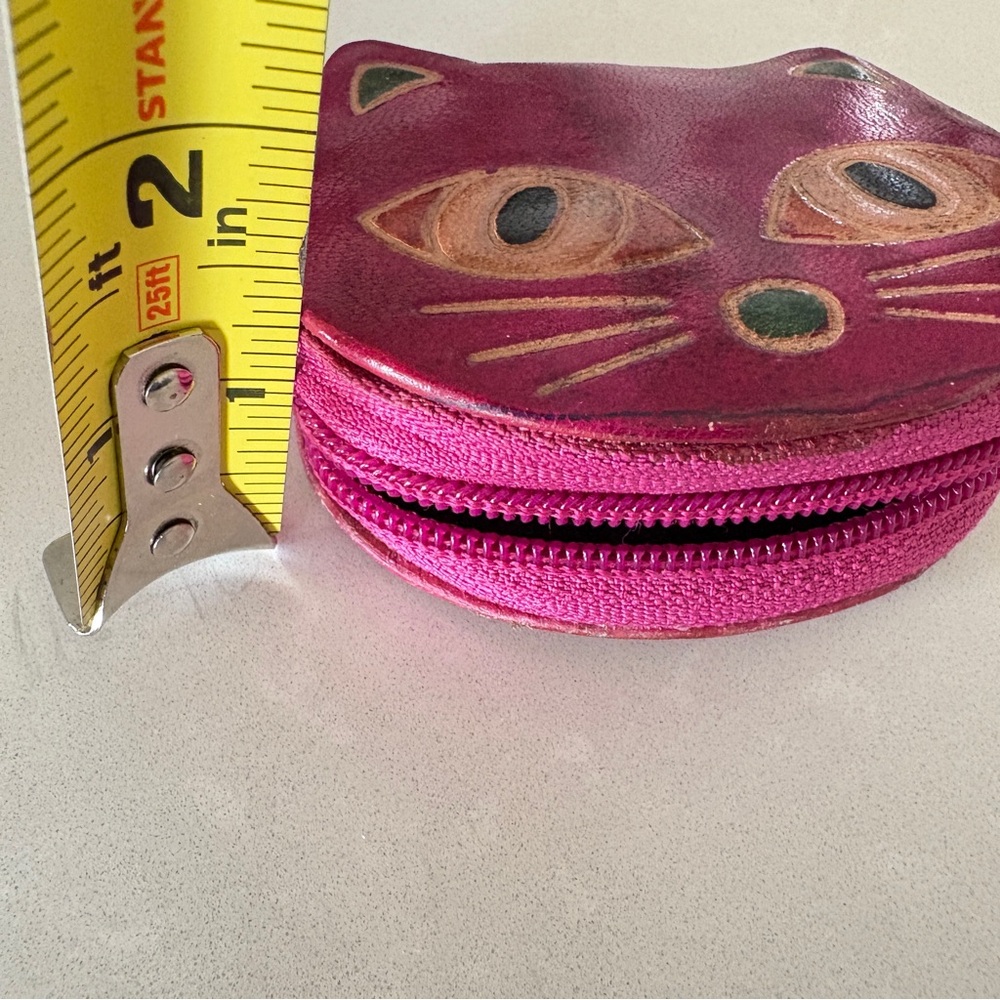 Pink Cat-Shaped Wallet - Picture 6 of 7